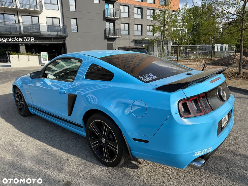 Ford Mustang 5.0 V8 GT - 9