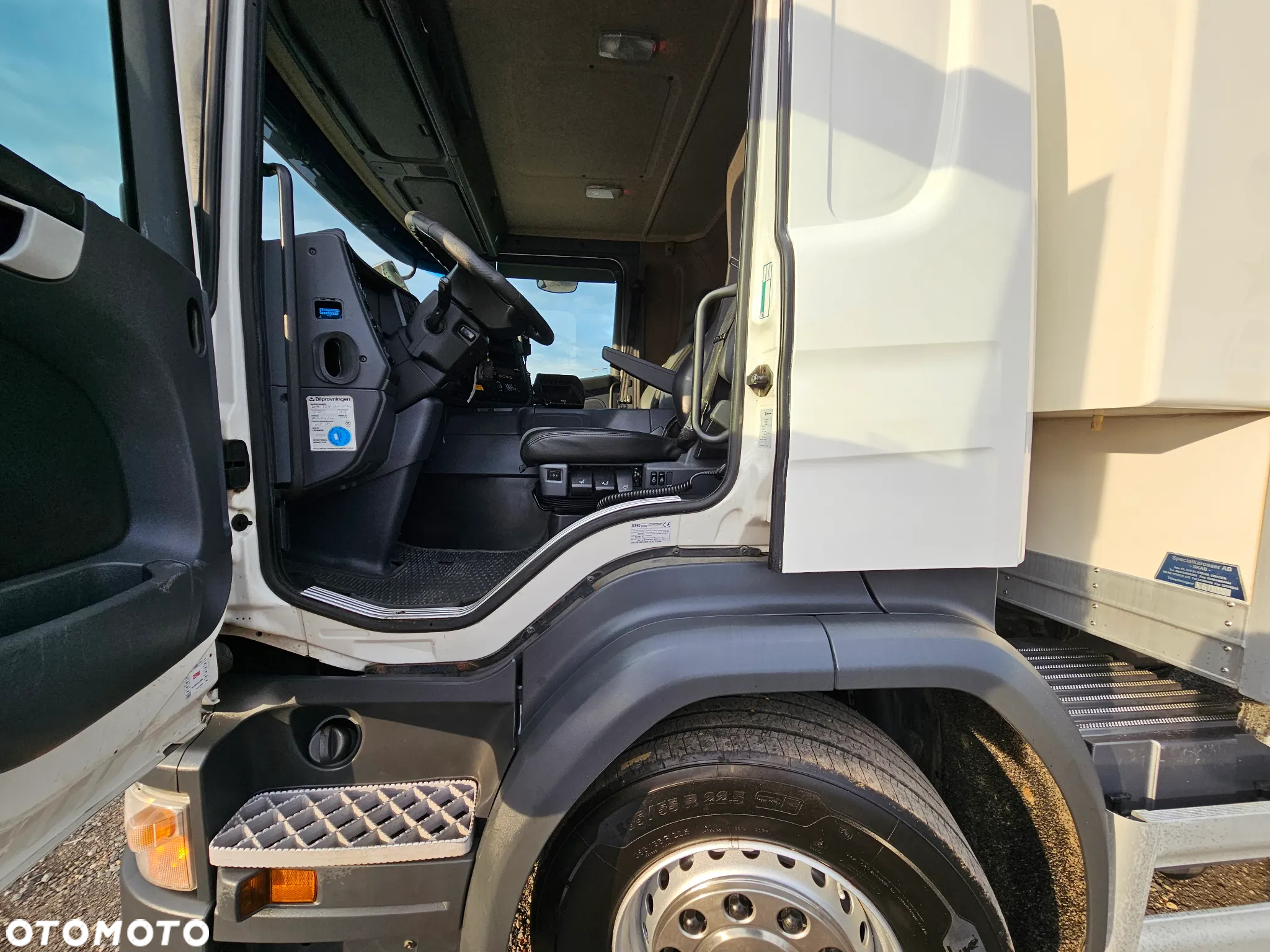 Scania P 250 - 9