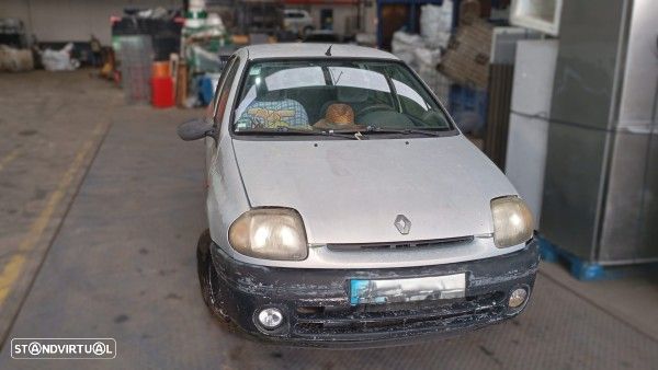 Para Peças Renault Clio Ii (Bb0/1/2_, Cb0/1/2_) - 1