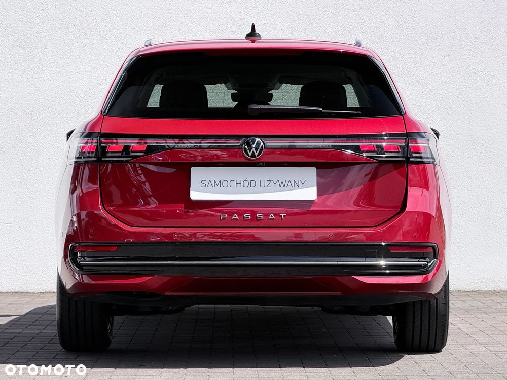 Volkswagen Passat 2.0 TDI EVO Elegance DSG - 12