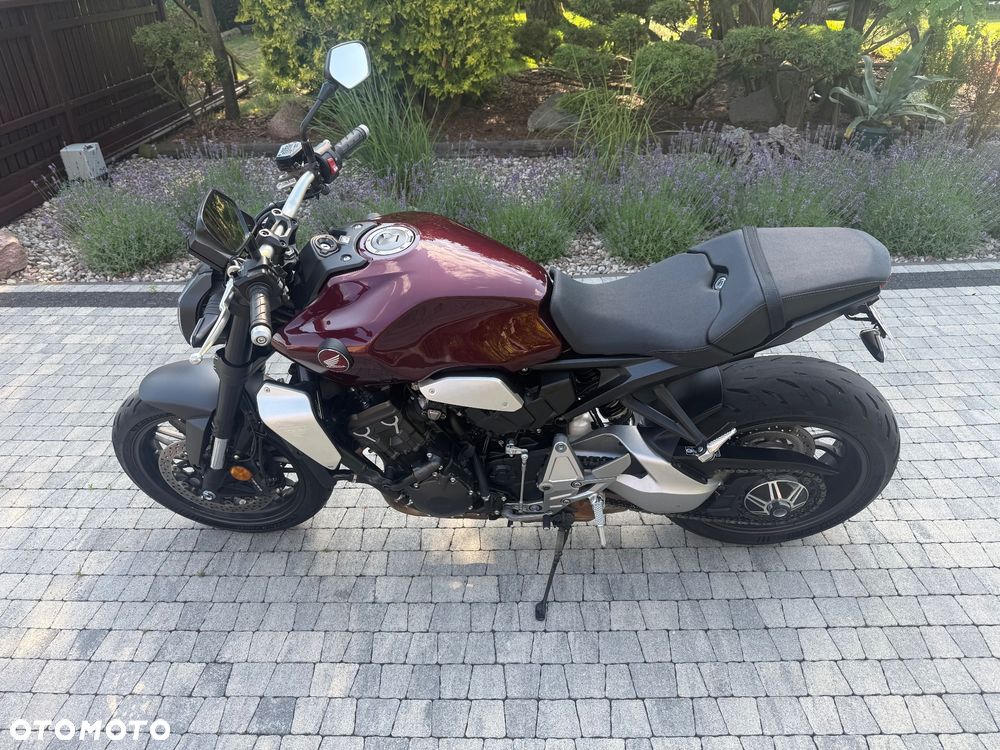 Honda CB - 7