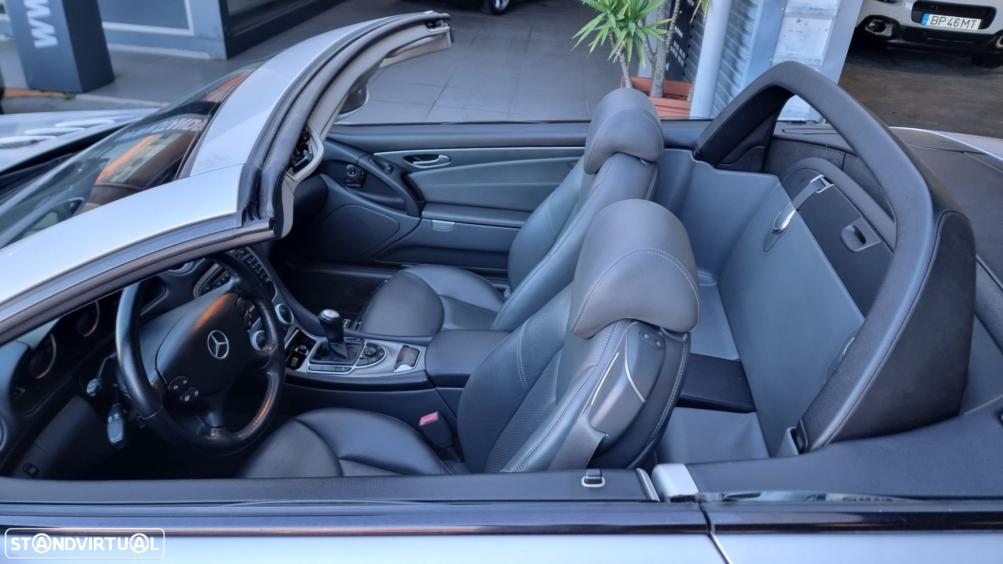 Mercedes-Benz SL 350 - 52