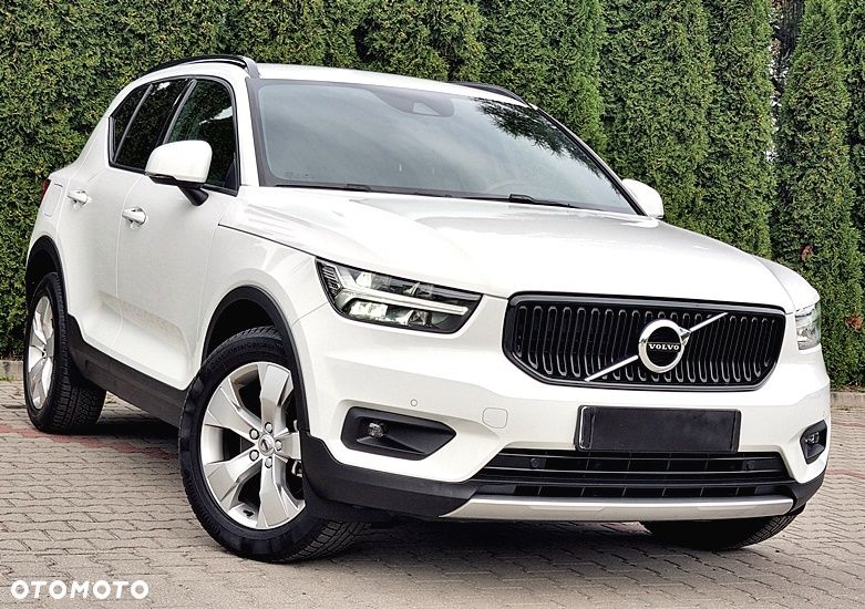 Volvo XC 40 B4 B DKG Ultimate Dark - 1