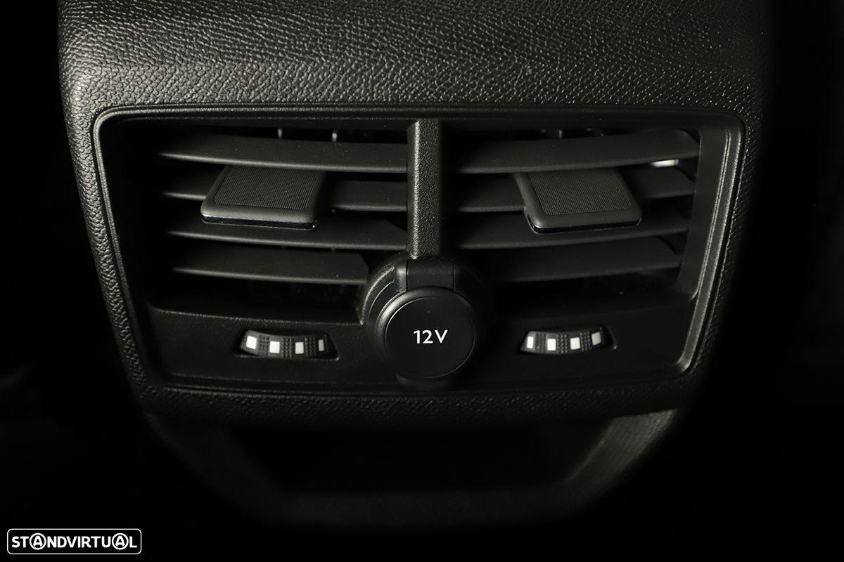 Peugeot 3008 1.2 PureTech GT EAT8 - 24
