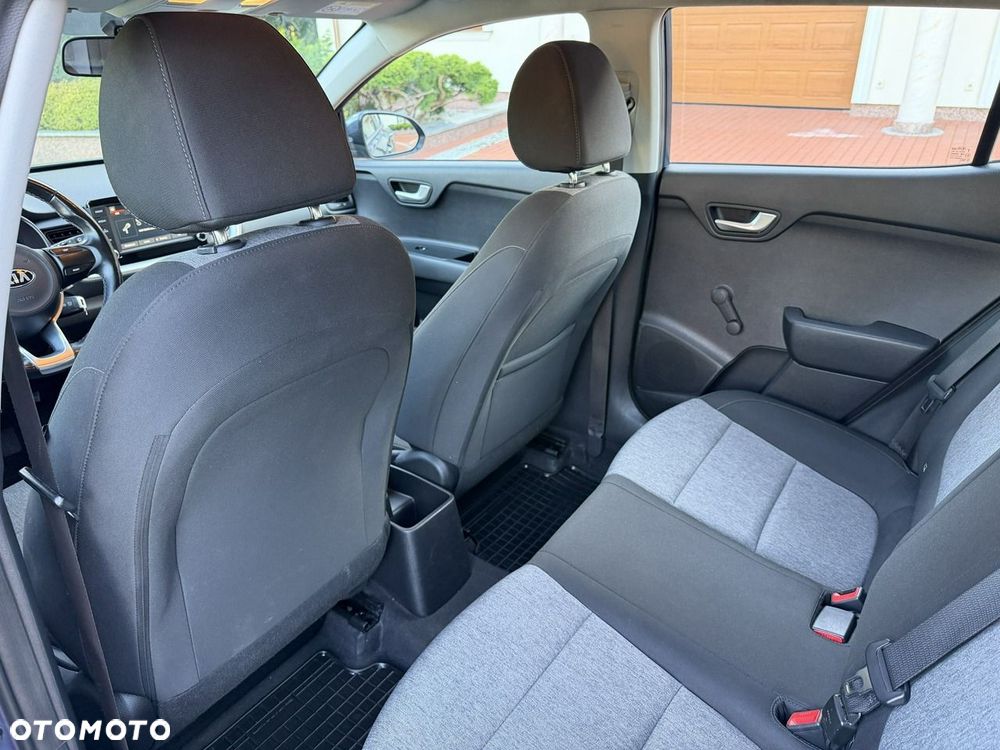 Kia Stonic - 28
