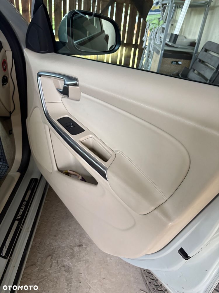Volvo S60 - 13