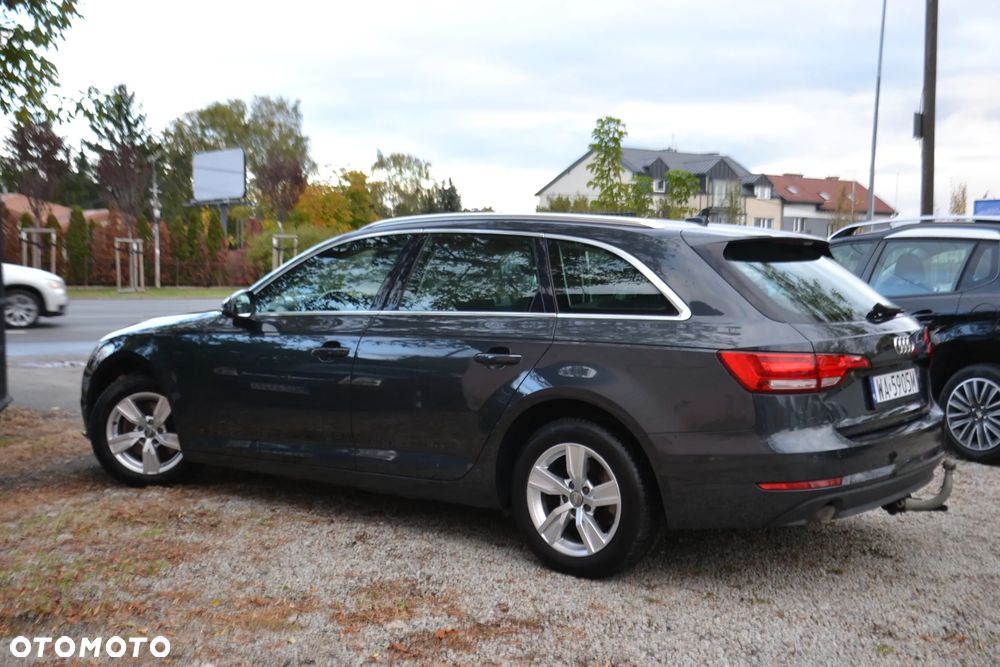 Audi A4 Avant - 22