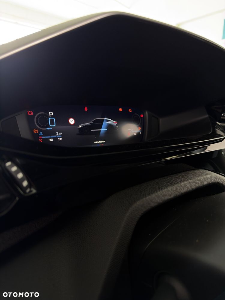 Peugeot 408 - 17