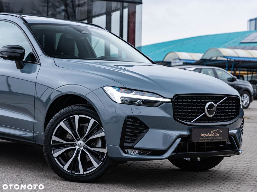 Volvo XC 60 B4 D Plus Dark - 9