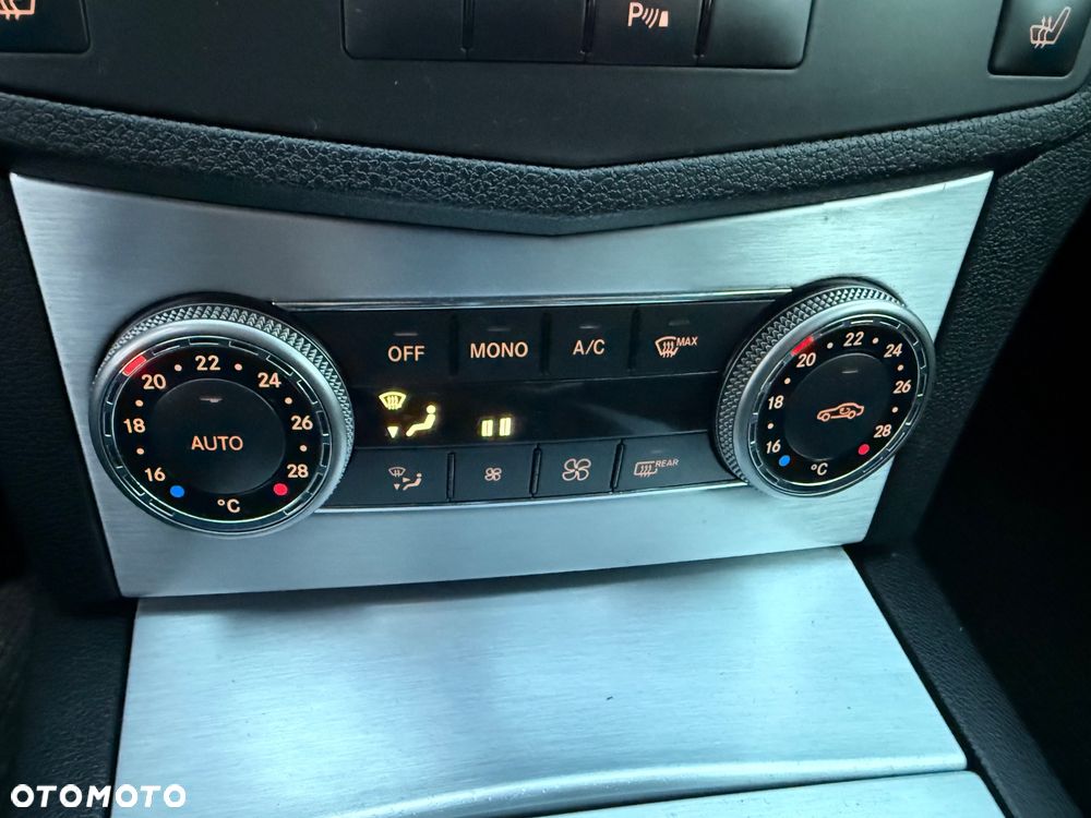 Mercedes-Benz Klasa C - 22