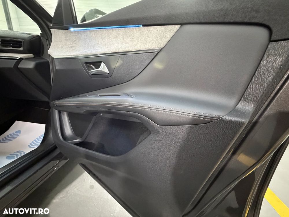 Peugeot 3008 225 e-EAT8 GT Pack - 17