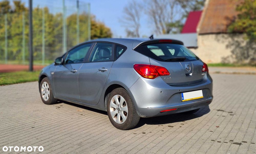 Opel Astra - 5