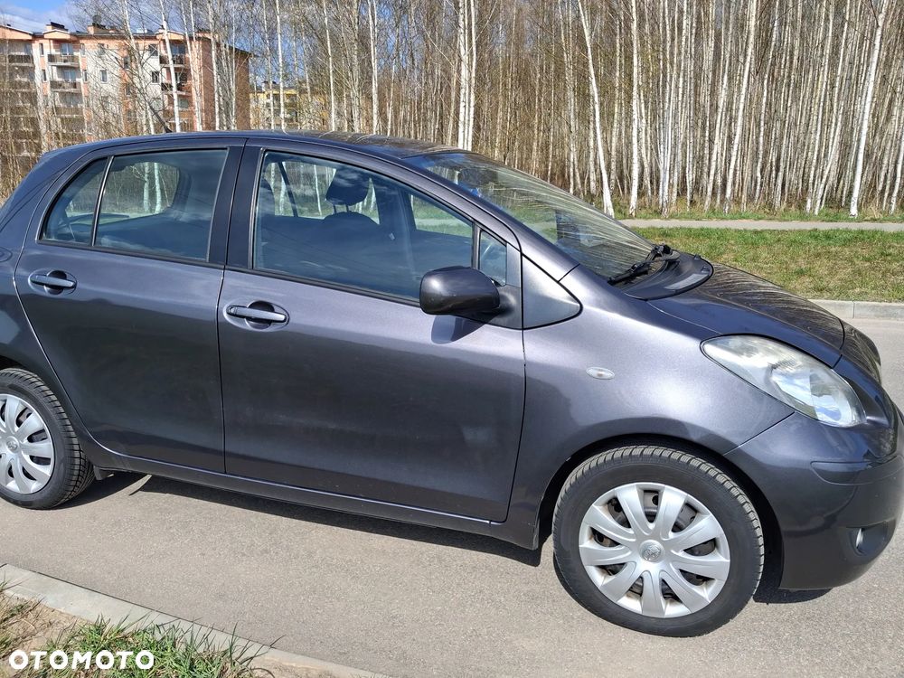 Toyota Yaris - 3