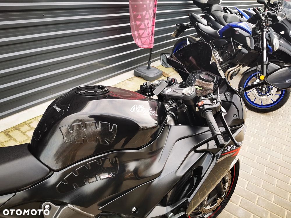 Kawasaki ZX - 11