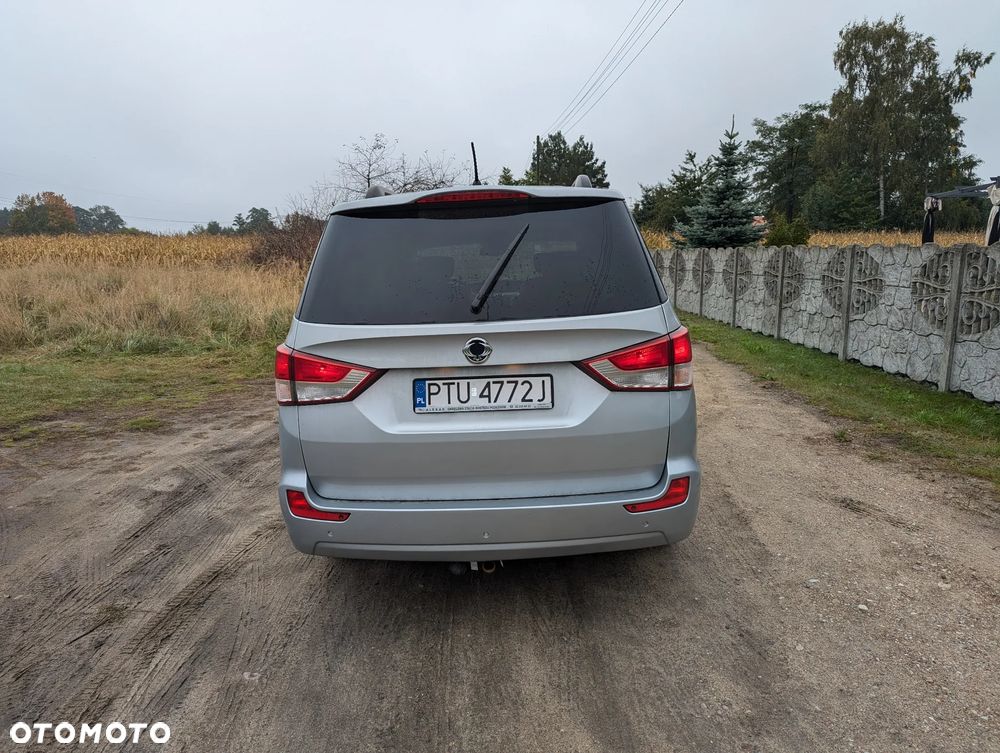 SsangYong/KGM Rodius 2.0 e-XDi200 Quartz - 6
