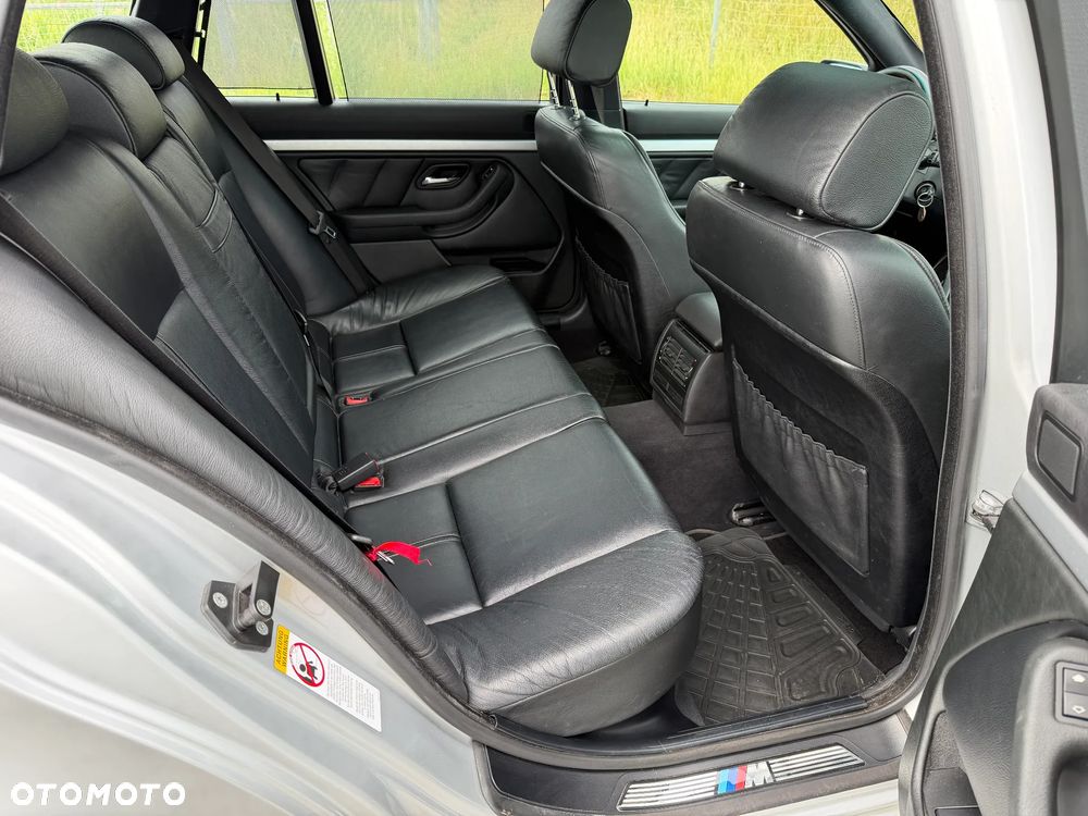 BMW Seria 5 - 26