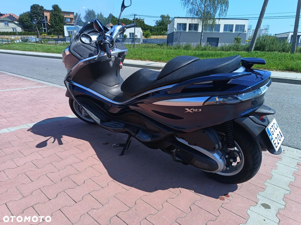 Piaggio X10 - 3