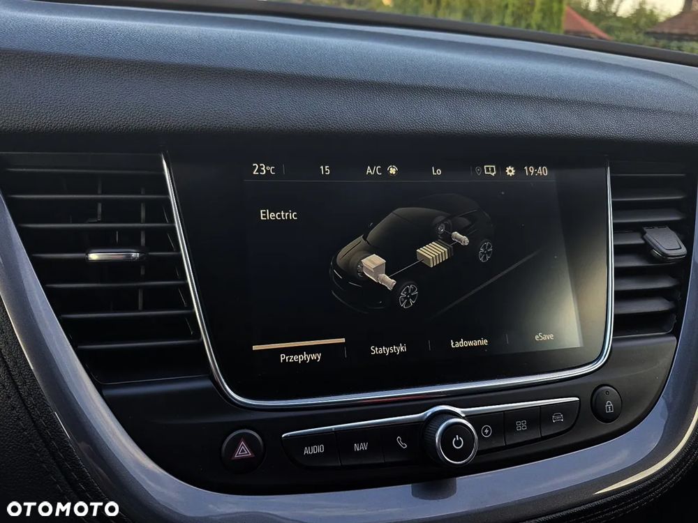 Opel Grandland X 1.6 T PHEV 4x4 Design&Tech - 16