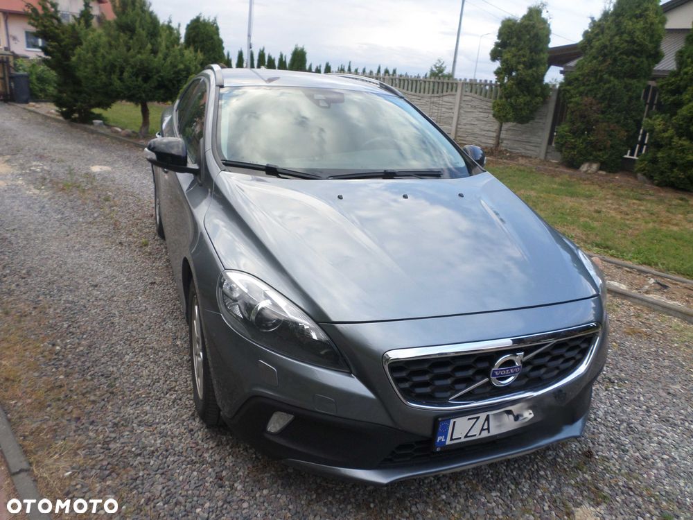 Volvo V40 Cross Country - 4