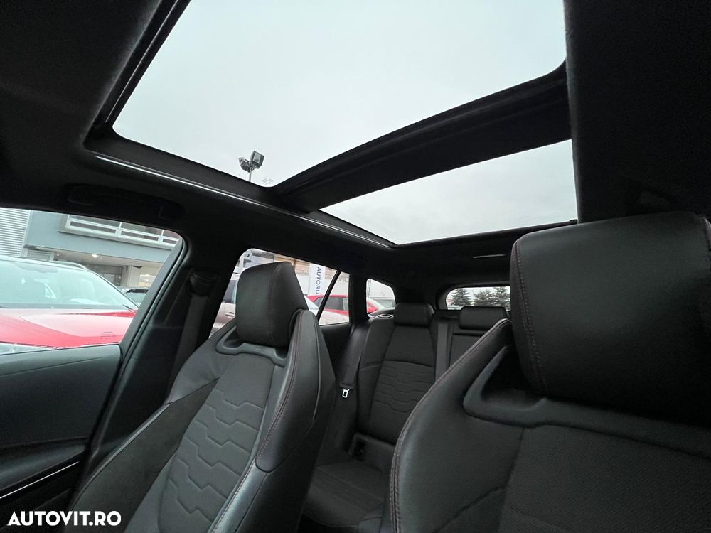 Toyota Corolla TS 2.0 184cp Hybrid Exclusive - 14