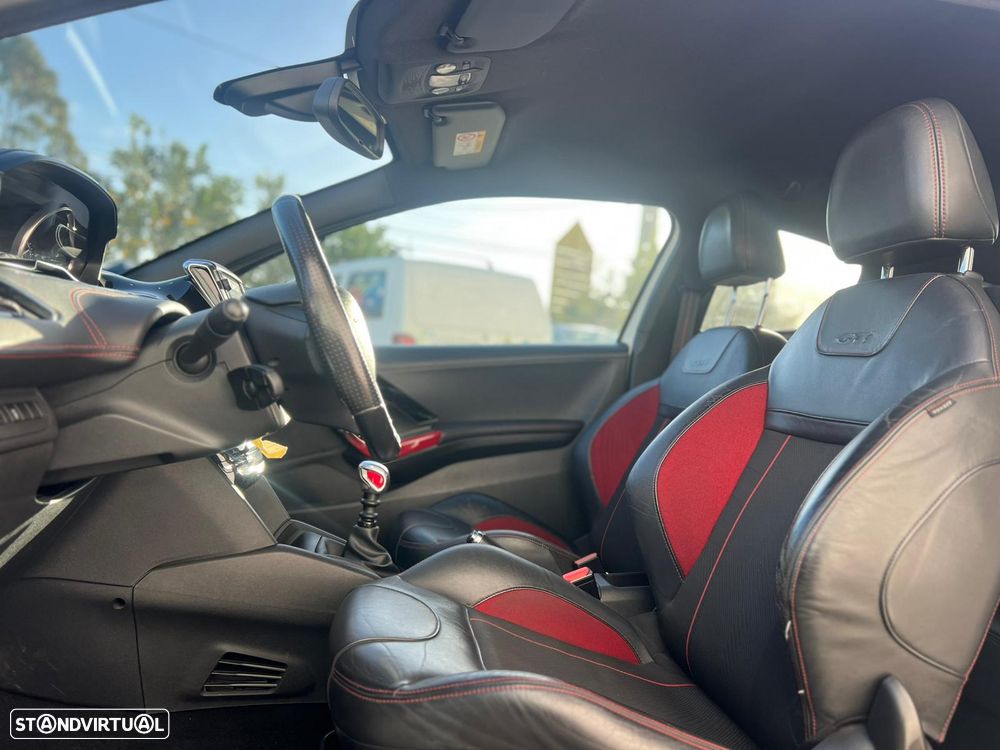 Peugeot 208 1.6 THP GTi - 10