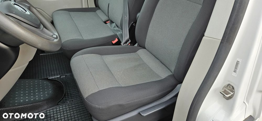 Volkswagen Transporter - 17