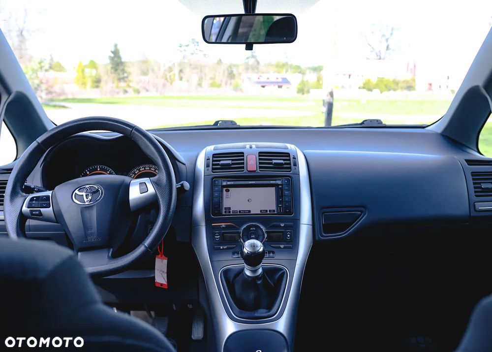 Toyota Auris 1.4 D-4D Edition - 9