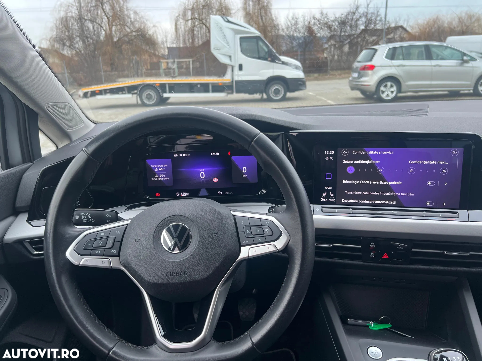 Volkswagen Golf - 17
