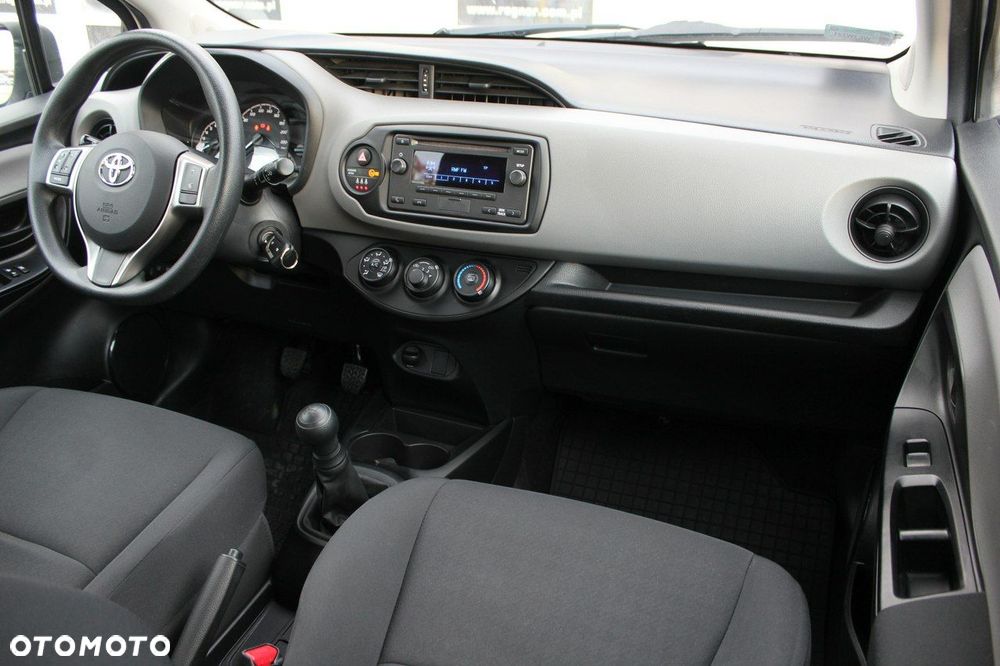 Toyota Yaris 1.0 Active - 10