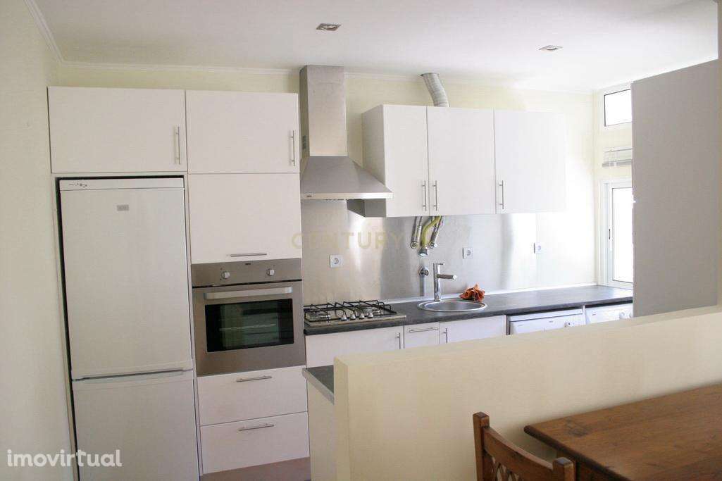 Apartamento T1 para arrendar na Figueirinha em Oeiras - Grande imagem: 2/7