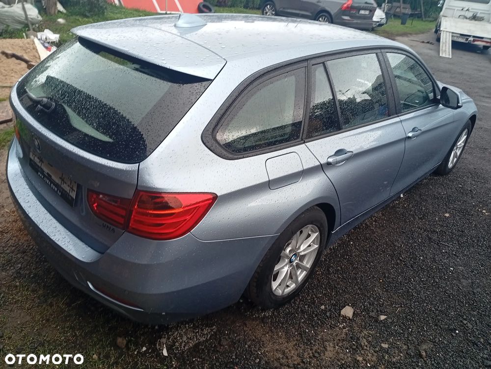 BMW Seria 3 320i Sport Line - 6