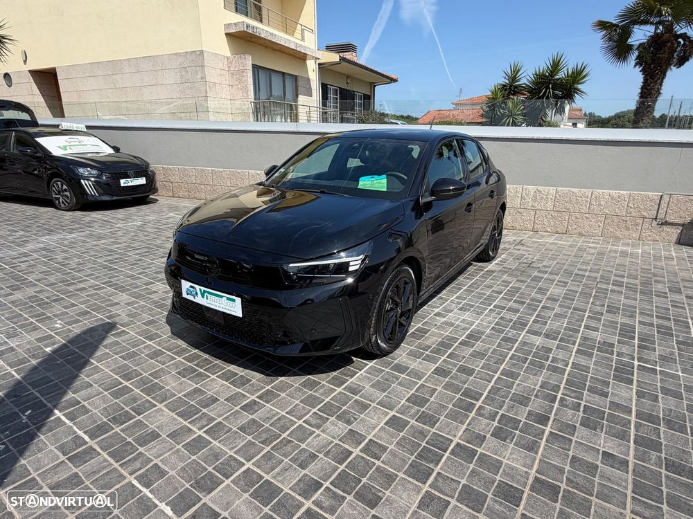 Opel Corsa 1.2 T GS - 3