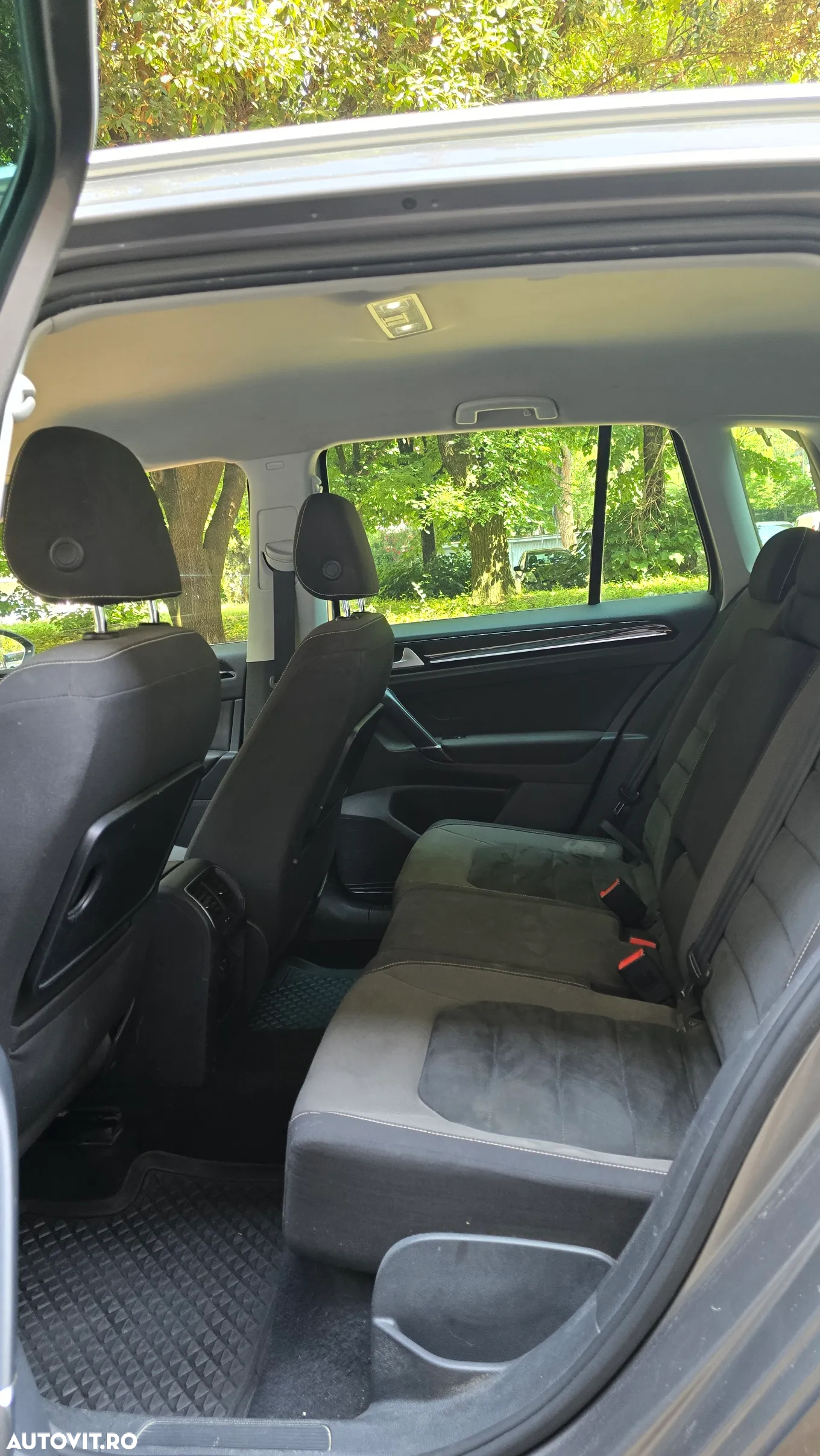 Volkswagen Golf Sportsvan 1.6 TDI BlueMotion Comfortline - 6
