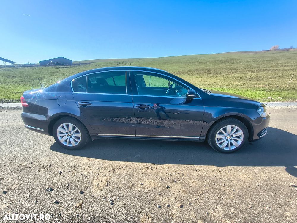 Volkswagen Passat 1.6 TDI DPF BlueMotion - 10