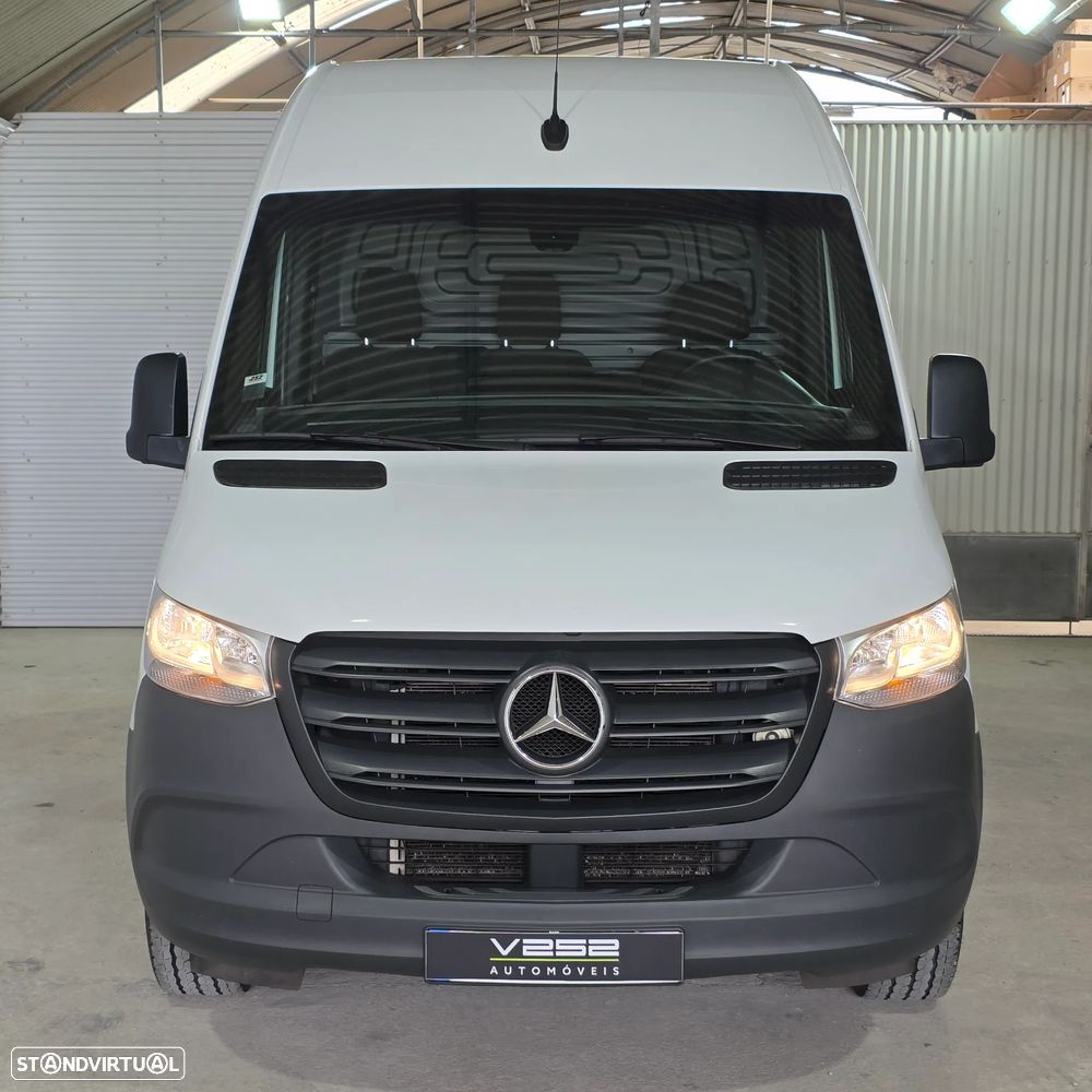 Mercedes-Benz Sprinter - 7