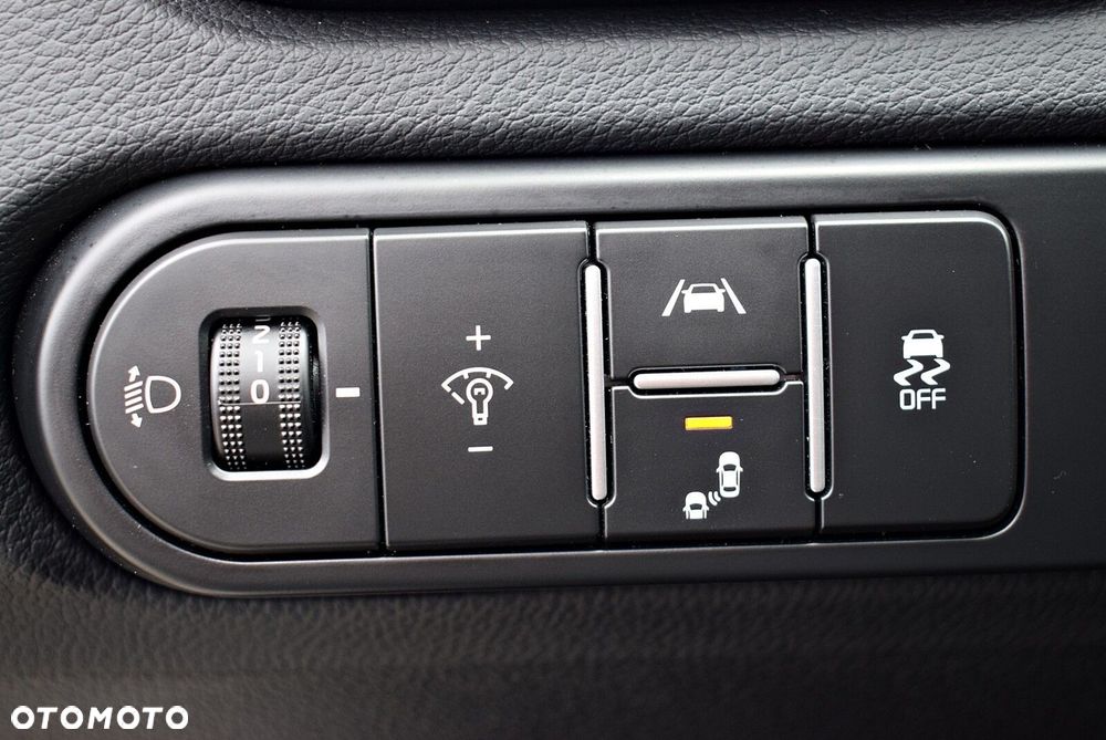 Kia XCeed - 24