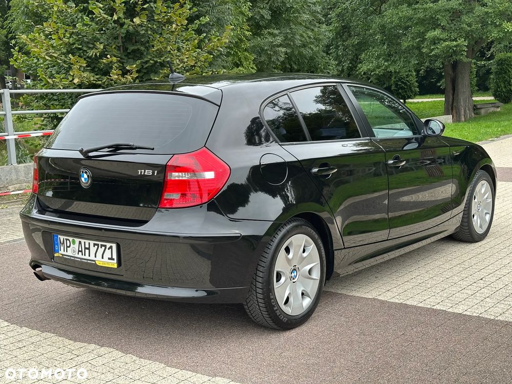 BMW Seria 1 116i - 3