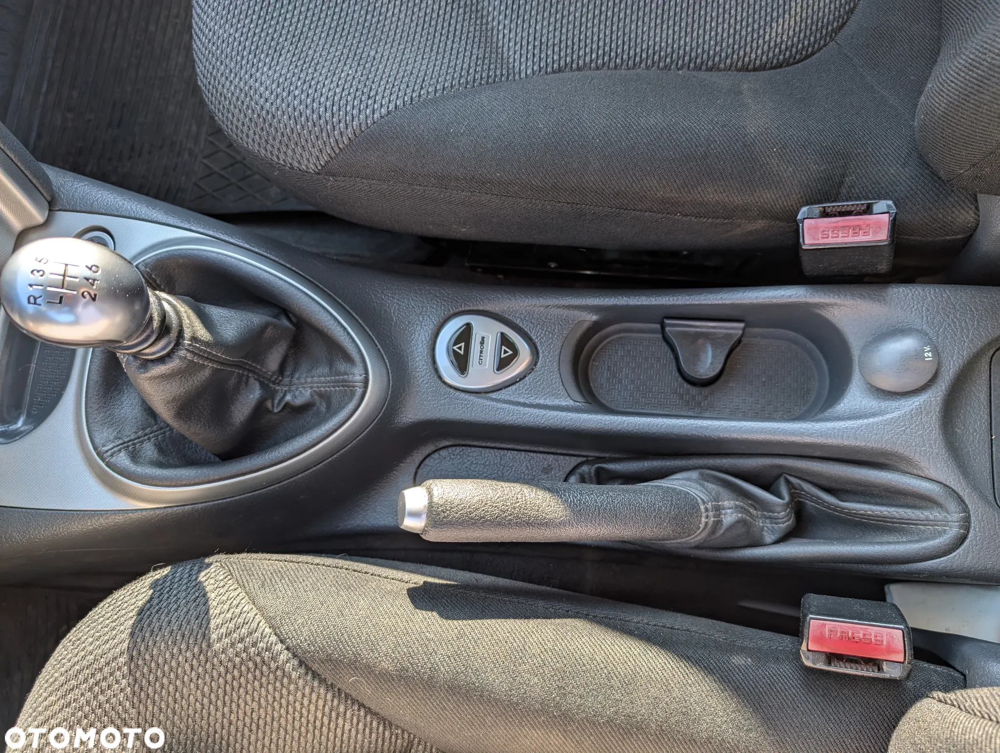 Citroën C5 II Break 2.0 HDi Exclusive - 17