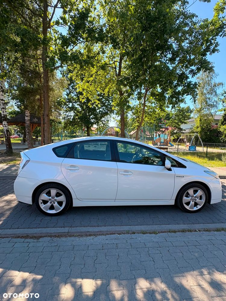 Toyota Prius - 16
