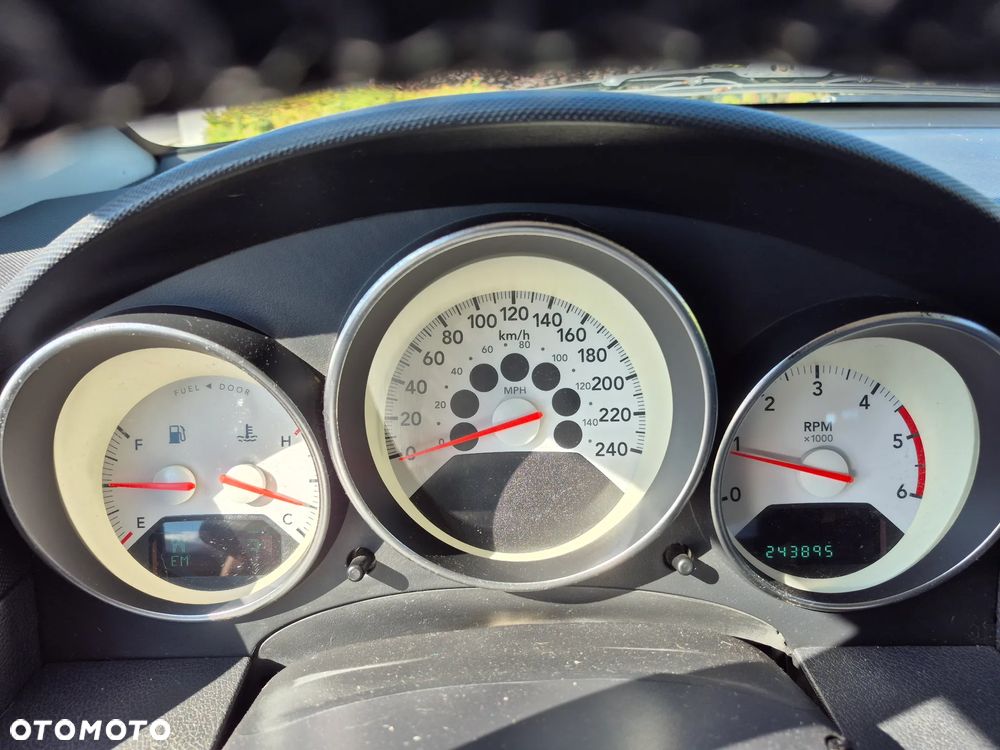Dodge Caliber 2.0 CRD SXT - 9