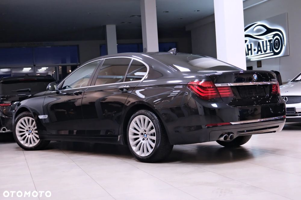 BMW Seria 7 730d Edition Exclusive - 13