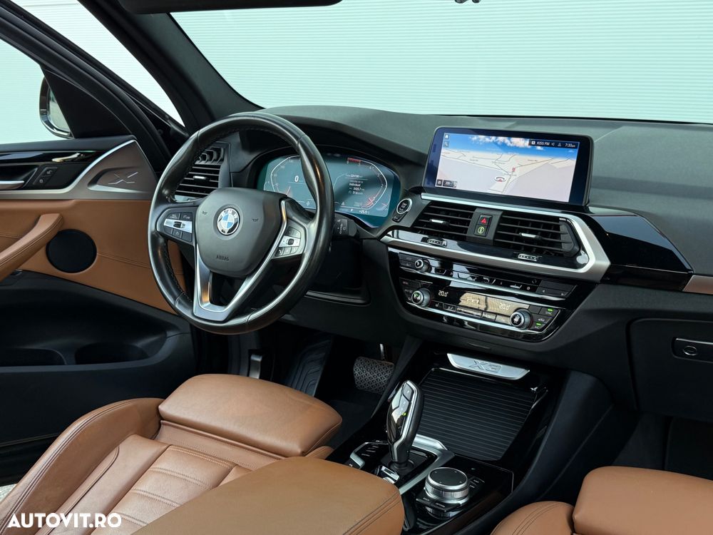 BMW X3 xDrive20d AT Luxury Line - 12