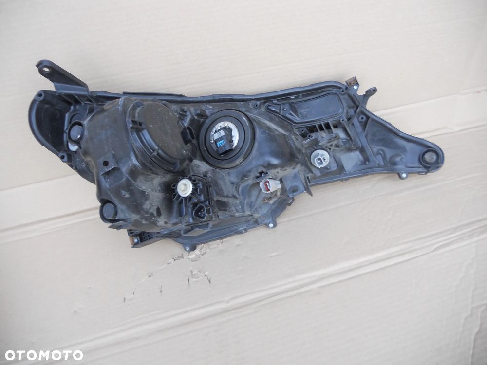 TOYOTA RAV4 IV 13-15 lampa lewa przednia zwykla eu - 4