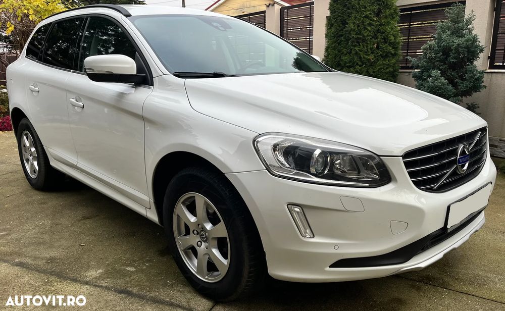 Volvo XC 60 D4AWD Momentum - 2