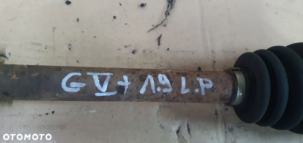 Półoś lewa krótka VW Golf V Plus 1.9 TDI - 6