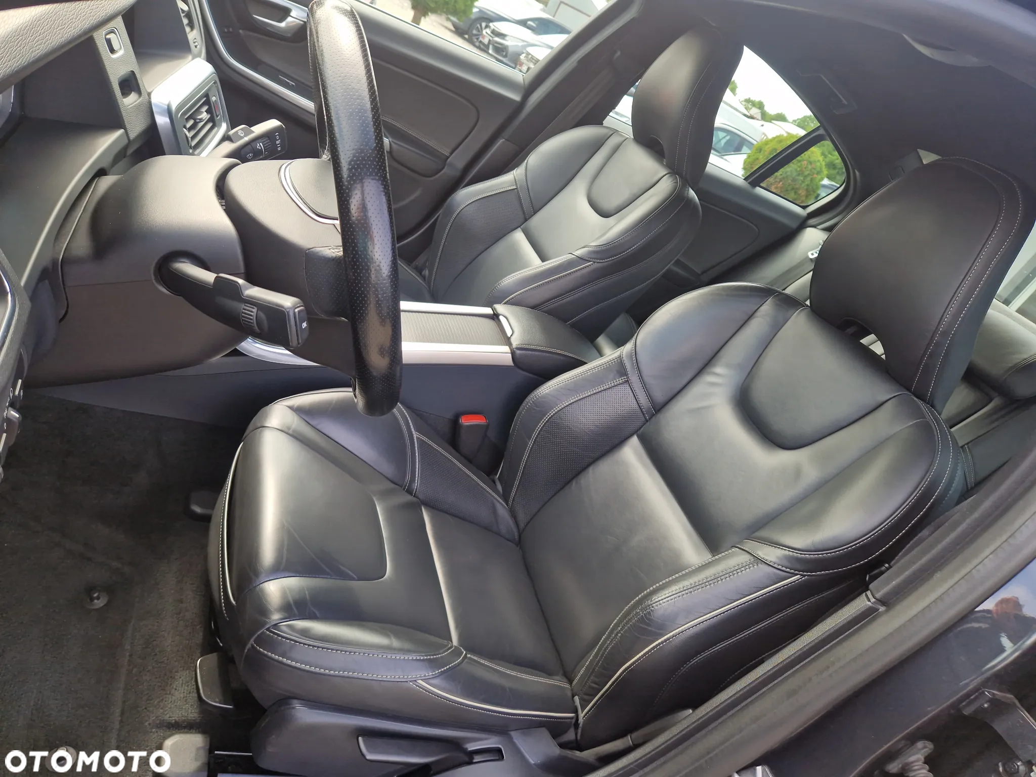 Volvo S60 T5 Drive-E R-Design Summum - 25