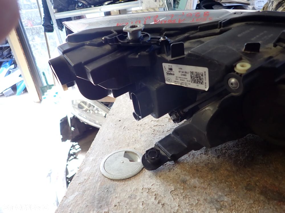 SEAT ARONA IBIZA 6F1941005C LAMPA LEWY PRZÓD - 6