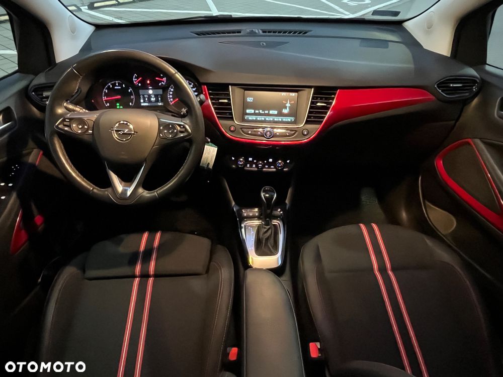 Opel Crossland 1.2 T GS Line - 9