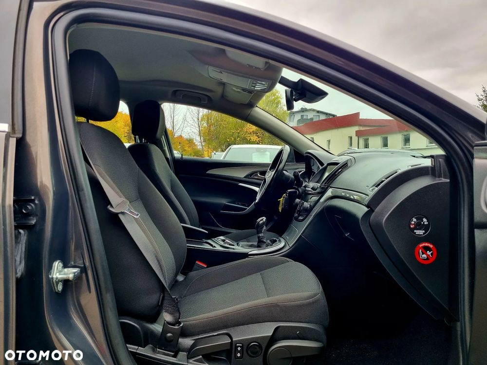 Opel Insignia 1.4 T Edition S&S - 11
