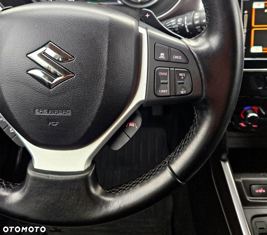 Suzuki Vitara 1.5 Dualjet Hybrid Allgrip AGS Comfort+ - 24